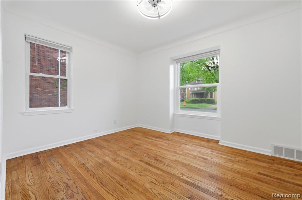 15376 Gilchrist Street, Detroit, MI 48227 — Photo 20