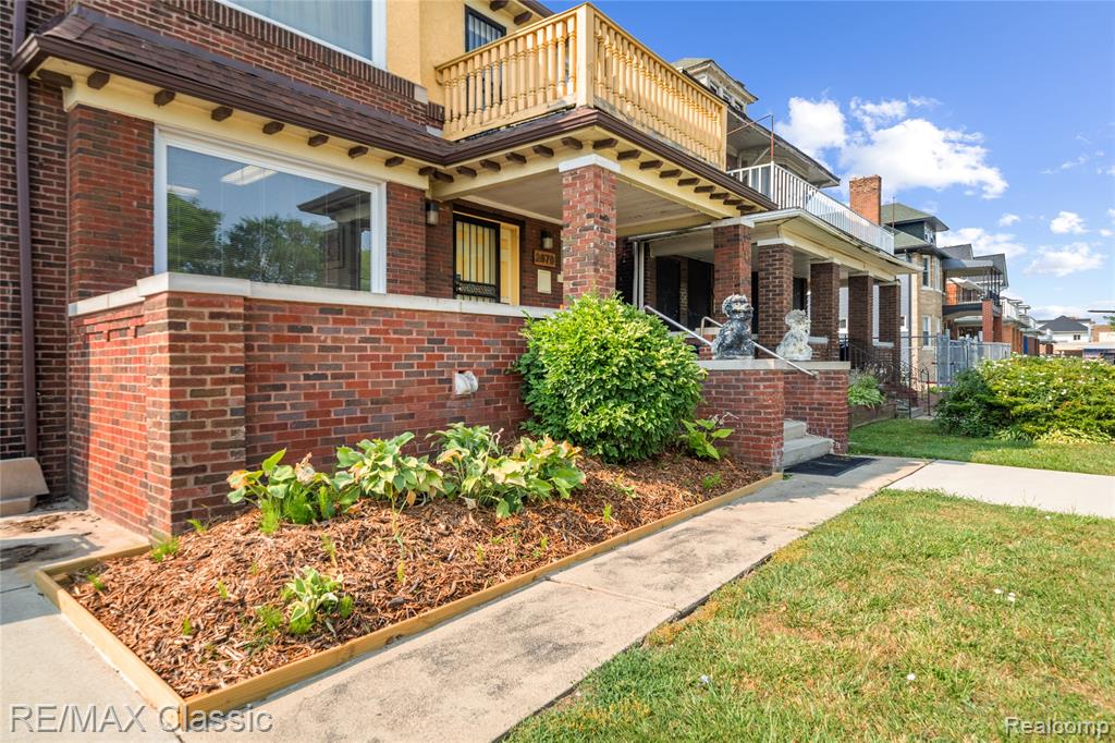 2676 W W. Grand Blvd. Boulevard - Photo 4
