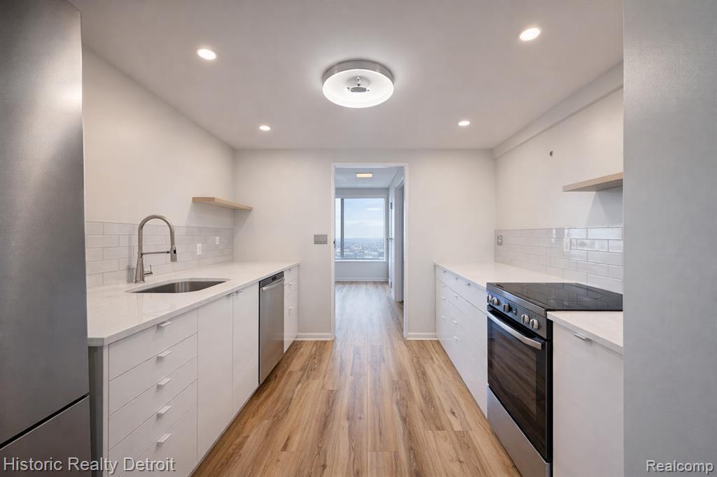 1300 E Lafayette, 2407, Detroit, MI 48207 — Photo 6