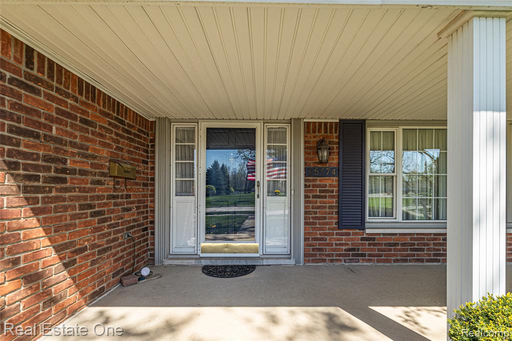 25574 Wilson Drive, Dearborn Heights, MI 48127 — Photo 5