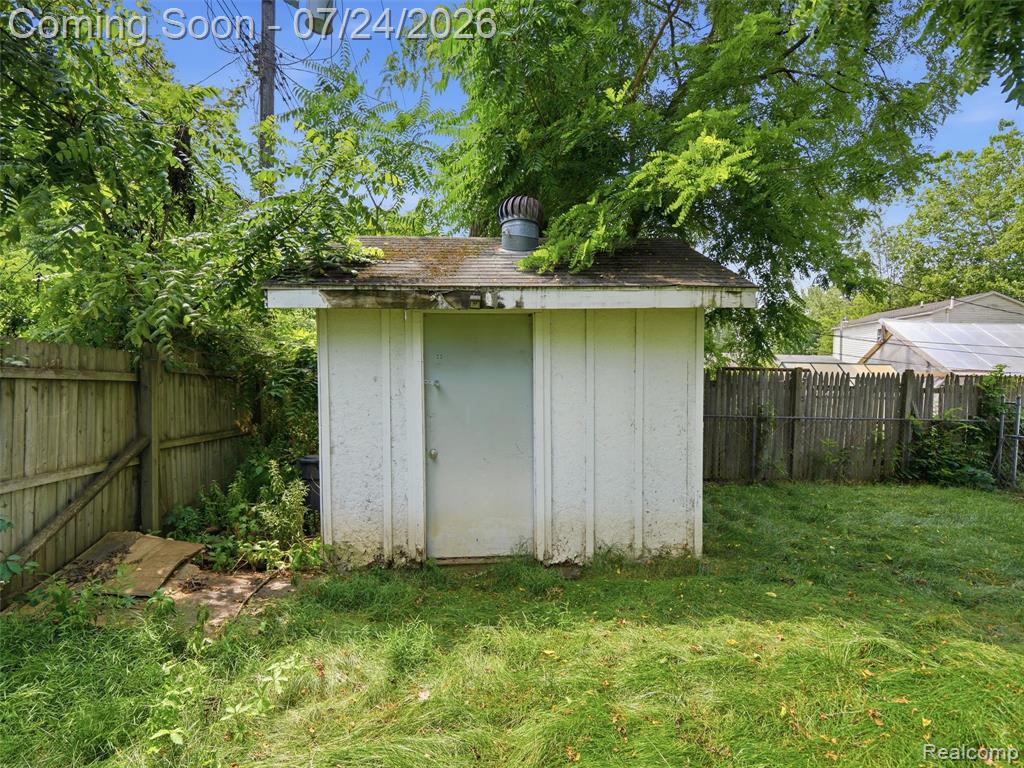 890 E Grand Boulevard, Ypsilanti, MI 48198 — Photo 31