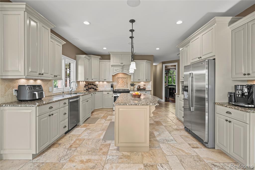 3074 POND Road, Leonard, MI 48367 — Photo 13