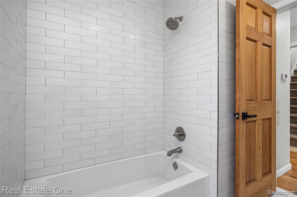 13344 Hart Avenue, Huntington Woods, MI — Photo 31