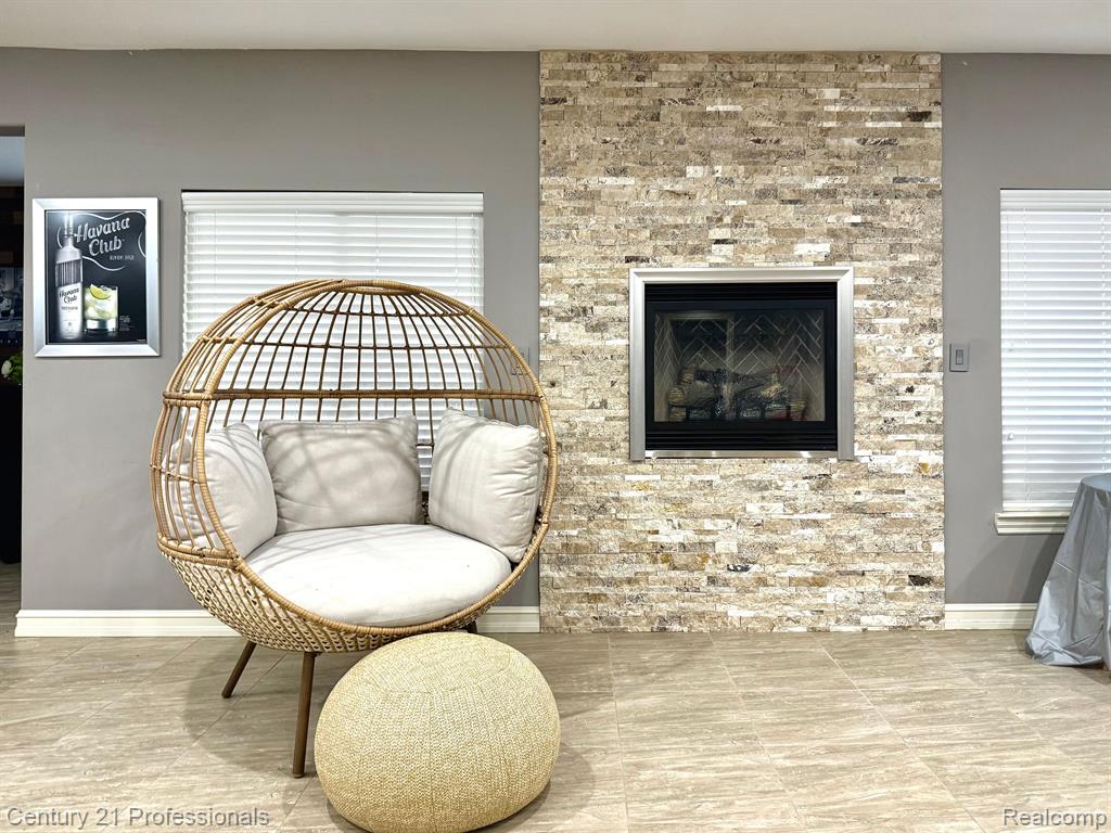 8814 PRESTWICK Lane, Washington, MI 48095 — Photo 39