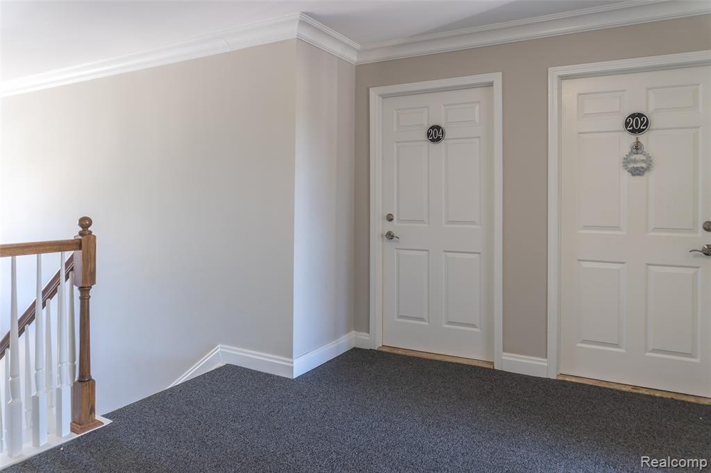 6145 Orchard Lake Road, 204, West Bloomfield, MI — Photo 6