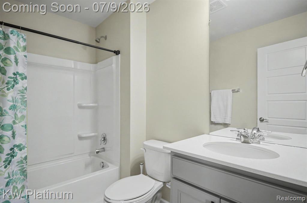 55740 Beacon Shore Drive, Utica, MI 48315 — Photo 31