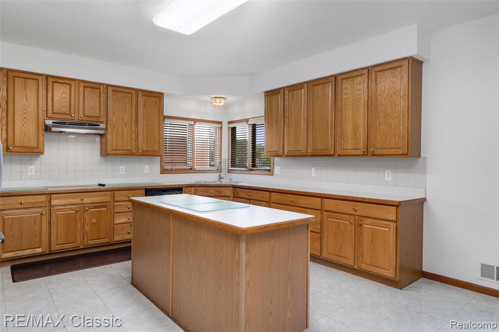 5922 Valley View Drive, Canton, MI 48187 — Photo 20