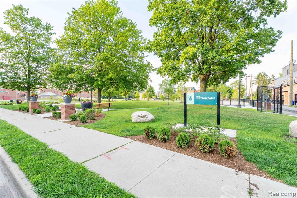 246 Edmund Place, Detroit, MI 48201 — Photo 38