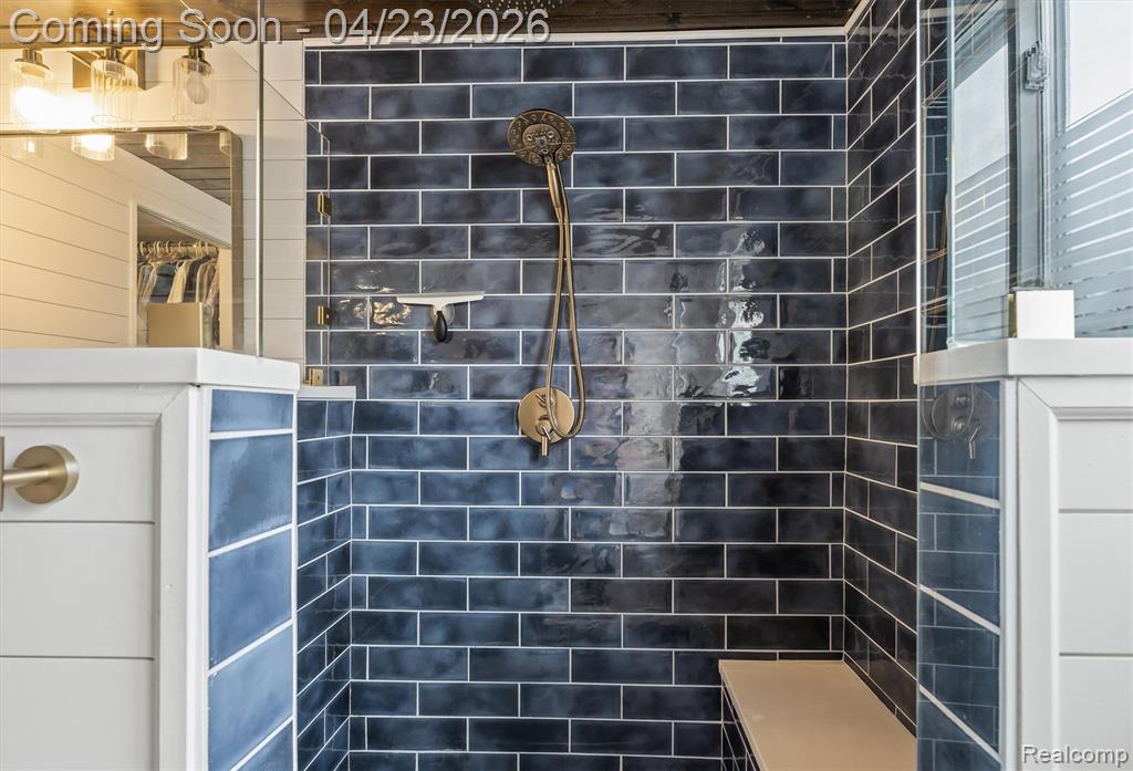 3226 Hartslock Woods Drive, West Bloomfield, MI — Photo 21