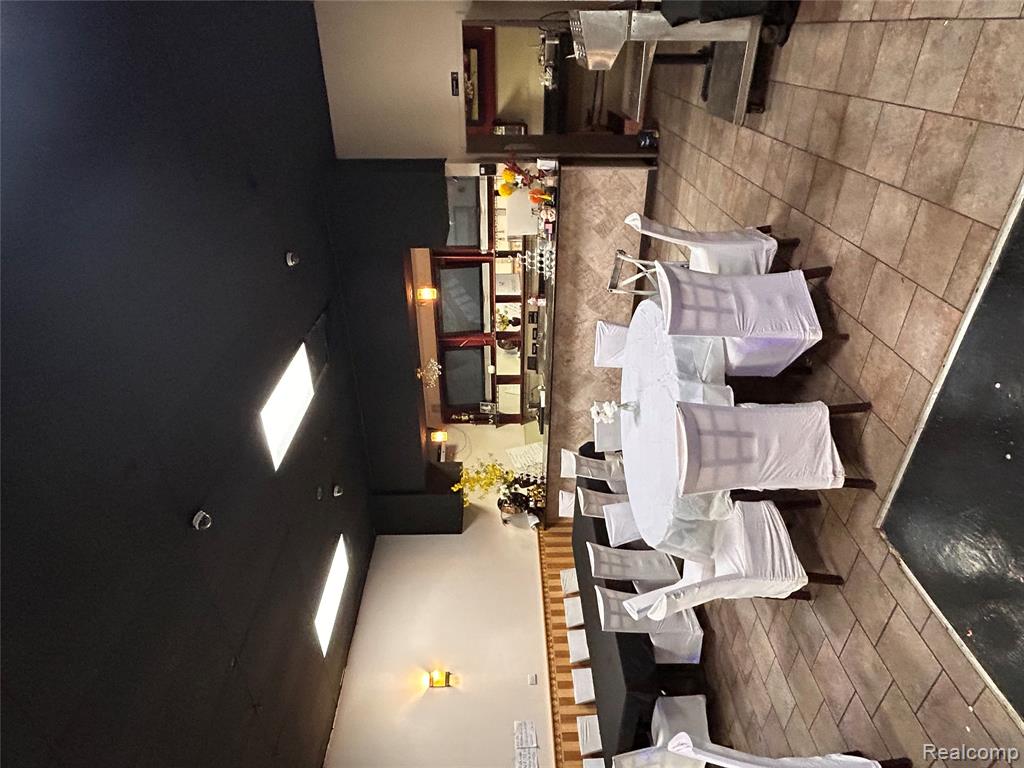 3854 E 13 Mile Road, Warren, MI 48092 — Photo 11