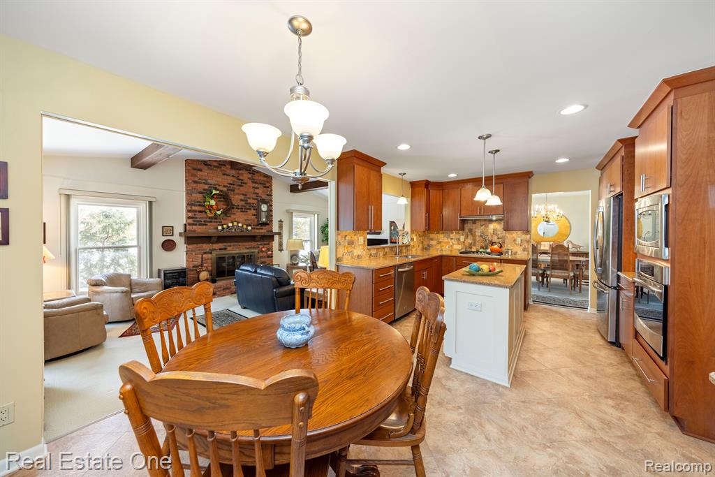 16548 Winchester Drive, Northville, MI 48168 — Photo 12