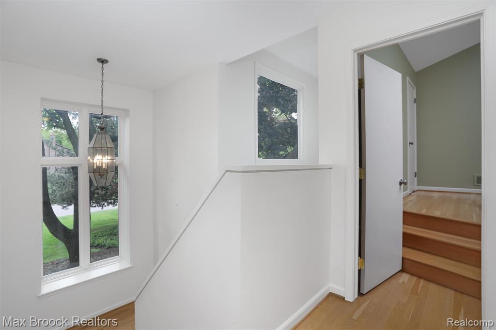 5844 INDEPENDENCE Lane, West Bloomfield, MI — Photo 21