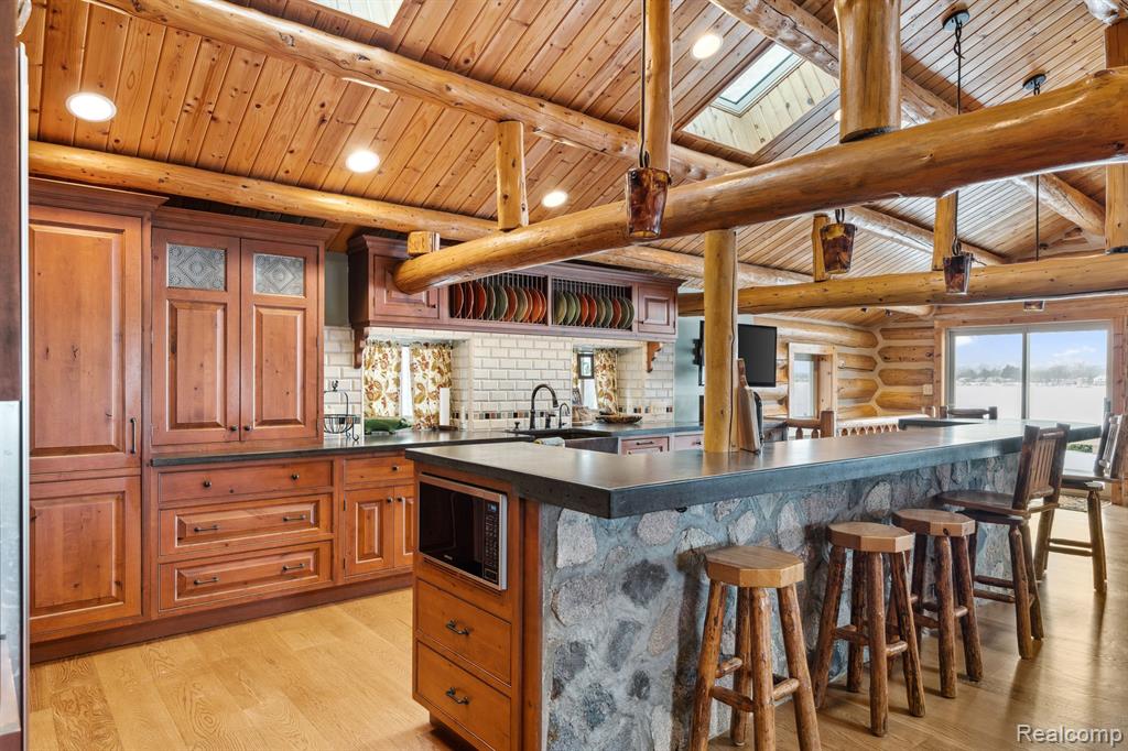 4474 Cass Elizabeth Road, Waterford, MI 48328 — Photo 17