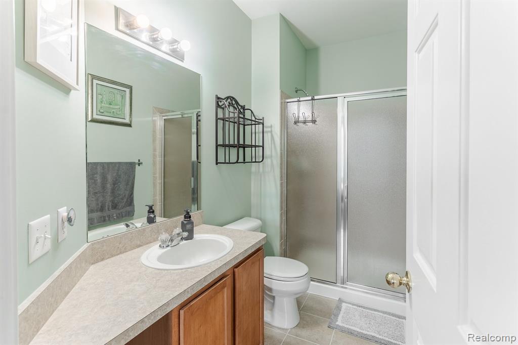 621 SUMMERFIELD Drive, Westland, MI — Photo 27