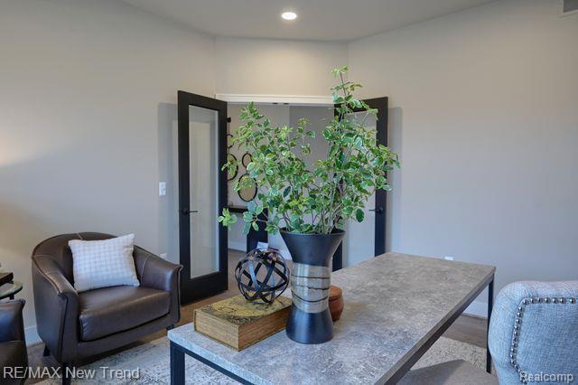 6539 Cambridge Circle, Clarkston, MI — Photo 2