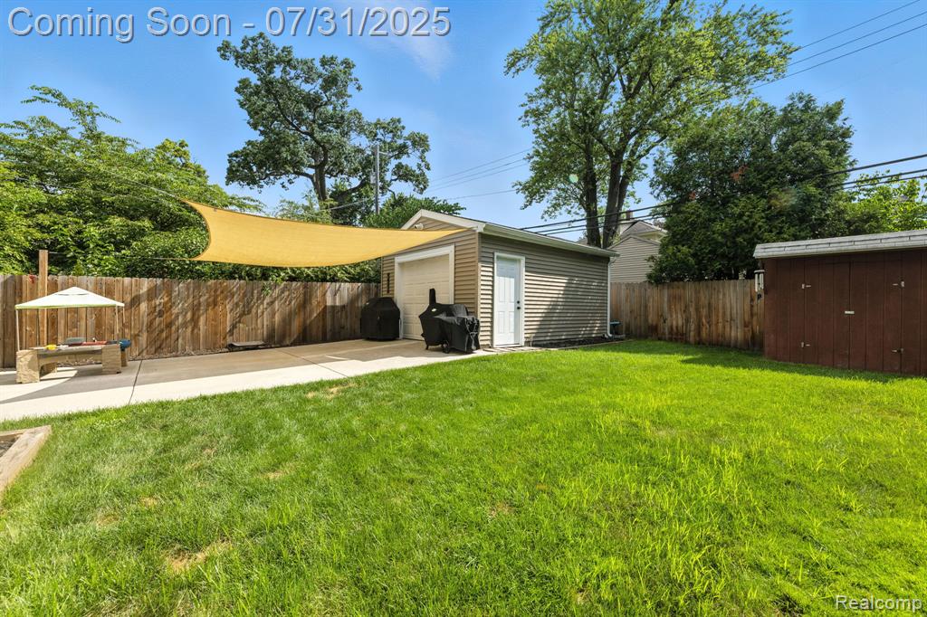 910 Maplegrove Avenue, Royal Oak, MI 48067 — Photo 5