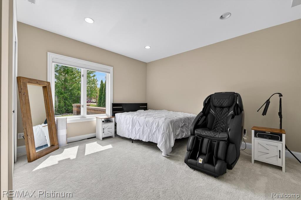 10653 Stoney Point Drive, South Lyon, MI 48178 — Photo 39