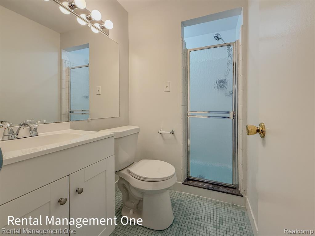 5604 HAYMEADOW Drive, West Bloomfield, MI — Photo 24