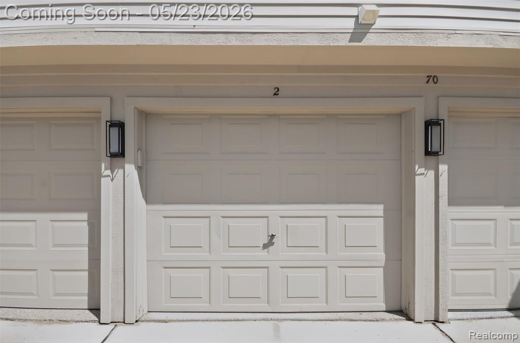 70 Pine Tree Ridge Drive, 2, Waterford, MI 48327 — Photo 30