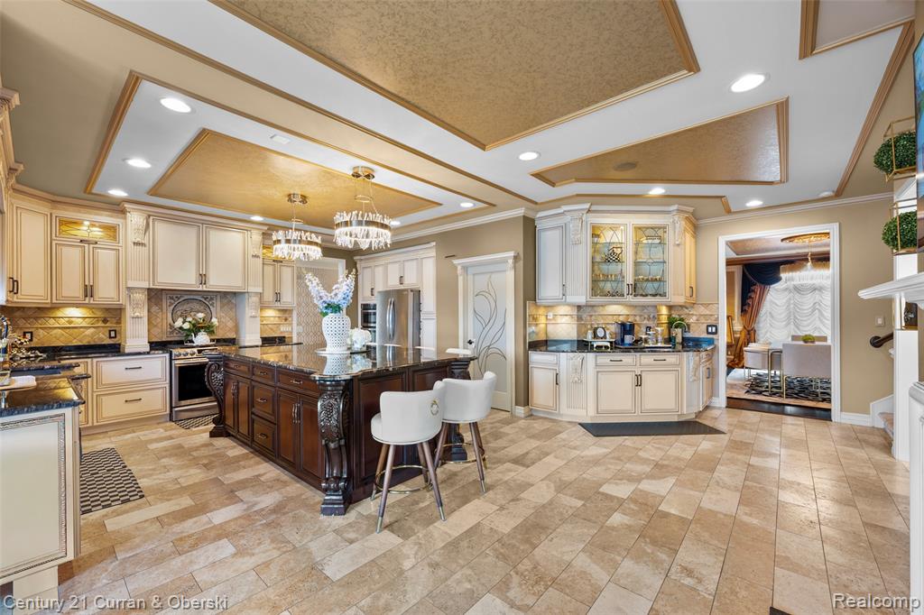 18091 Peninsula Way, Northville, MI 48168 — Photo 14
