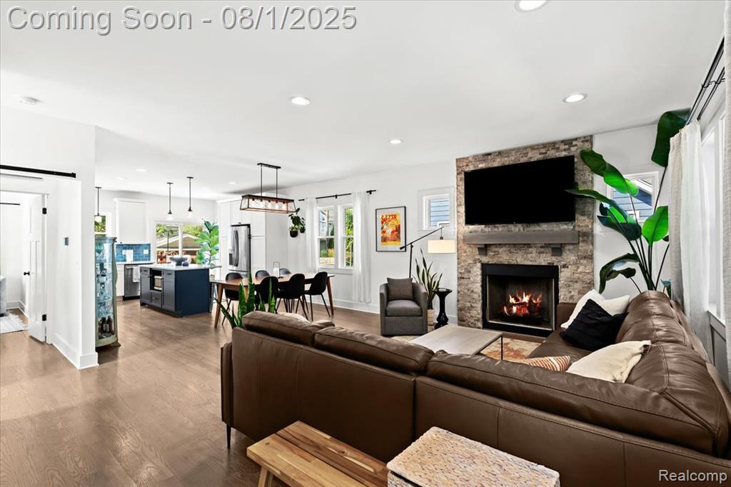 32 Maywood Avenue, Pleasant Ridge, MI — Photo 6