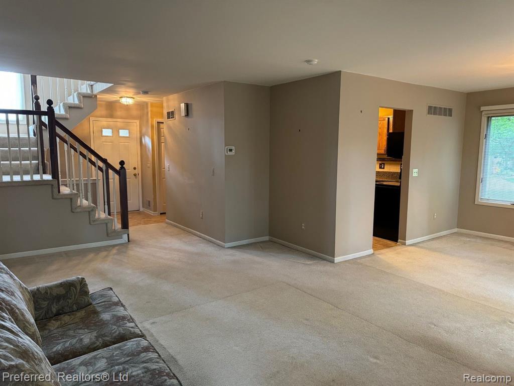 41946 SARATOGA Circle, Canton, MI 48187 — Photo 7