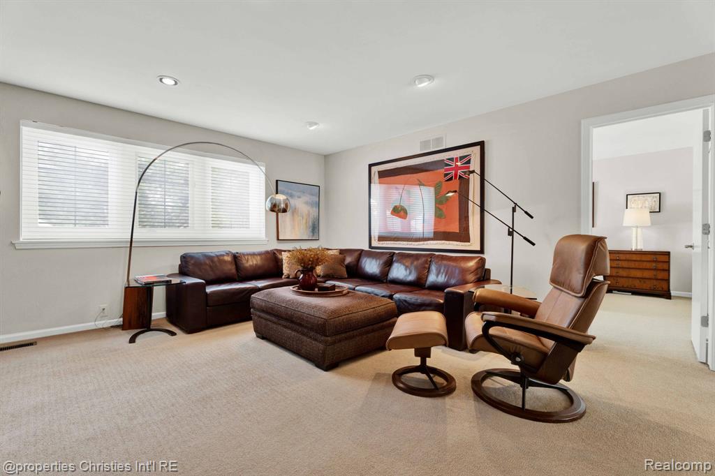 22211 Village Pines Drive, Beverly Hills, MI 48025 — Photo 23