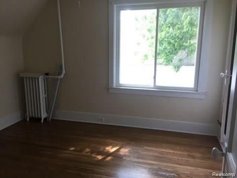 629 Elm Street, Wyandotte, MI 48192 — Photo 8