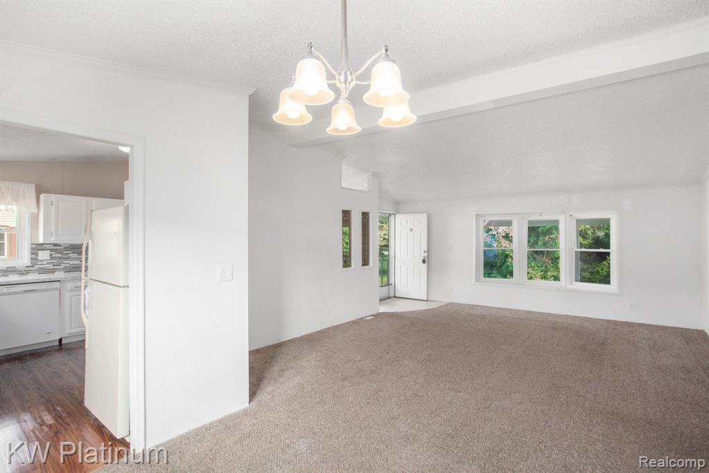 49107 CRANBERRY, Shelby, MI 48315 — Photo 9