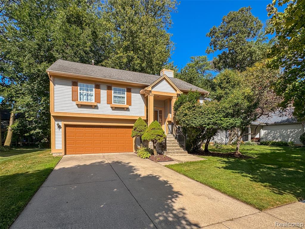 870 Huntclub Boulevard, Auburn Hills, MI 48326 — Photo 37