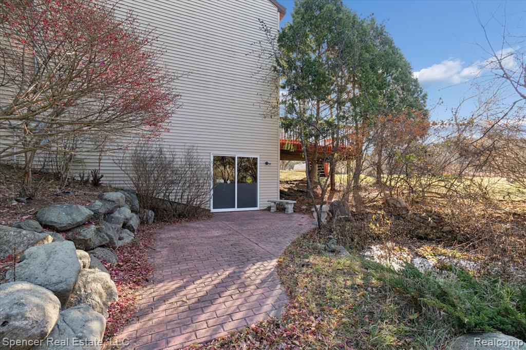 13875 Neal Road, Davisburg, MI 48350 — Photo 41