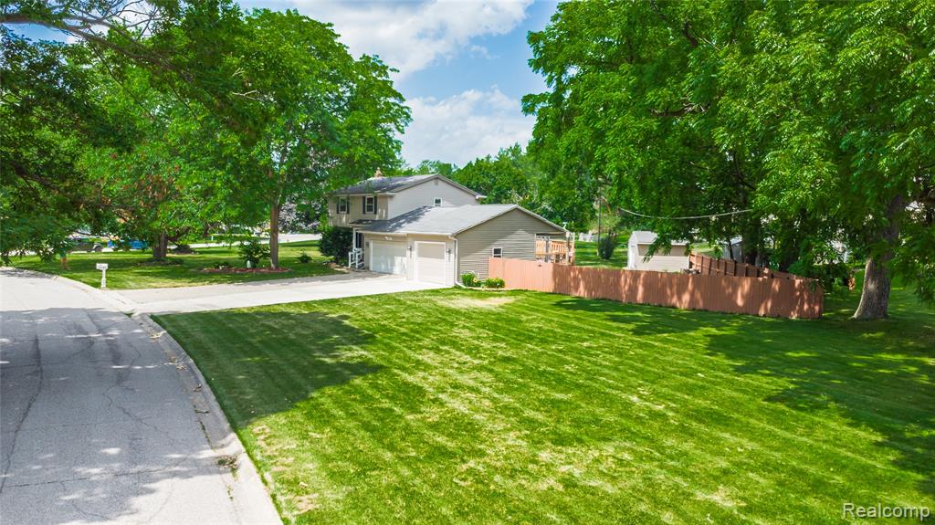 4191 Knollwood Drive, Grand Blanc, MI 48439 — Photo 28