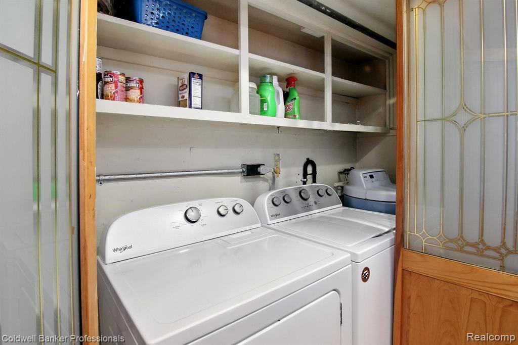 4022 Meigs Avenue, Waterford, MI 48329 — Photo 13