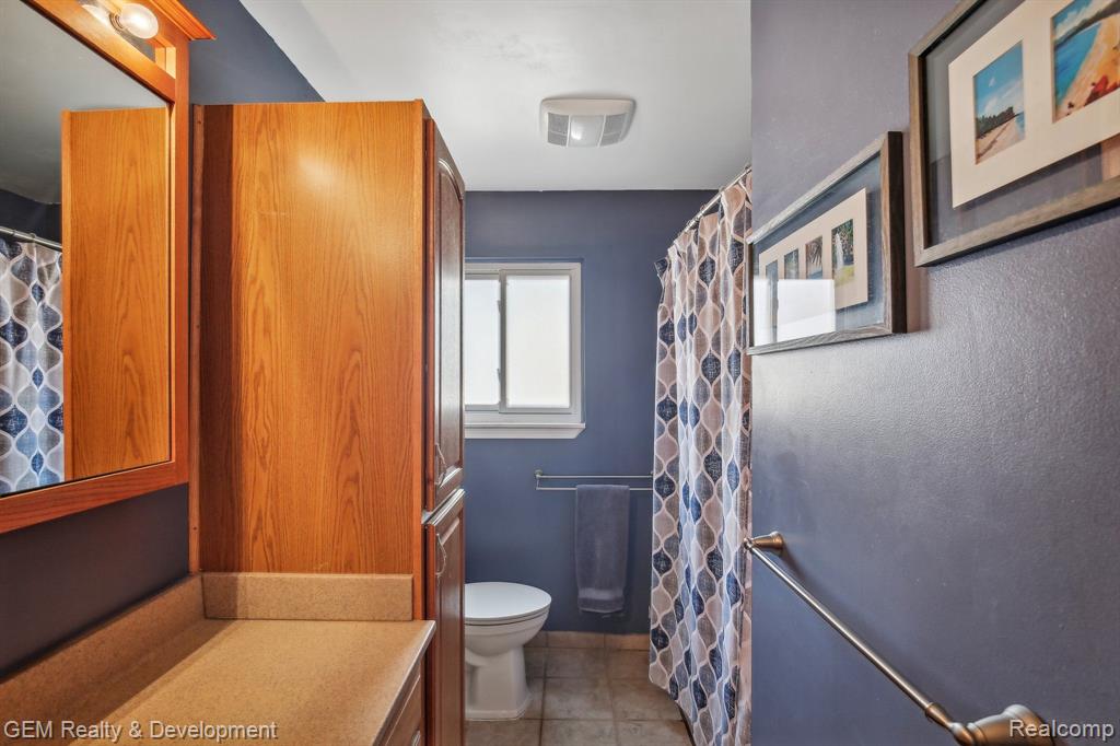 7480 CORBETT Drive, Canton, MI 48187 — Photo 16