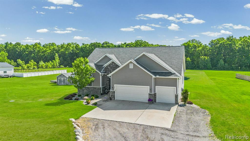 751 Nelson William Drive, Brandon, MI 48462 — Photo 6