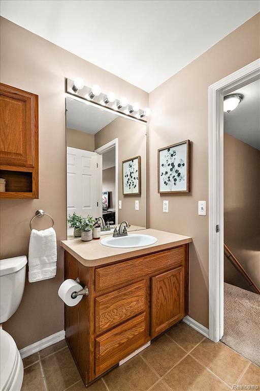 26709 Ashton Drive, Woodhaven, MI 48183 — Photo 32