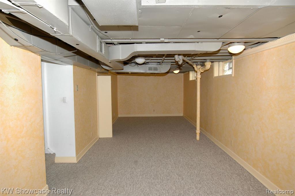 611 MARLIN Avenue, Royal Oak, MI 48067 — Photo 15