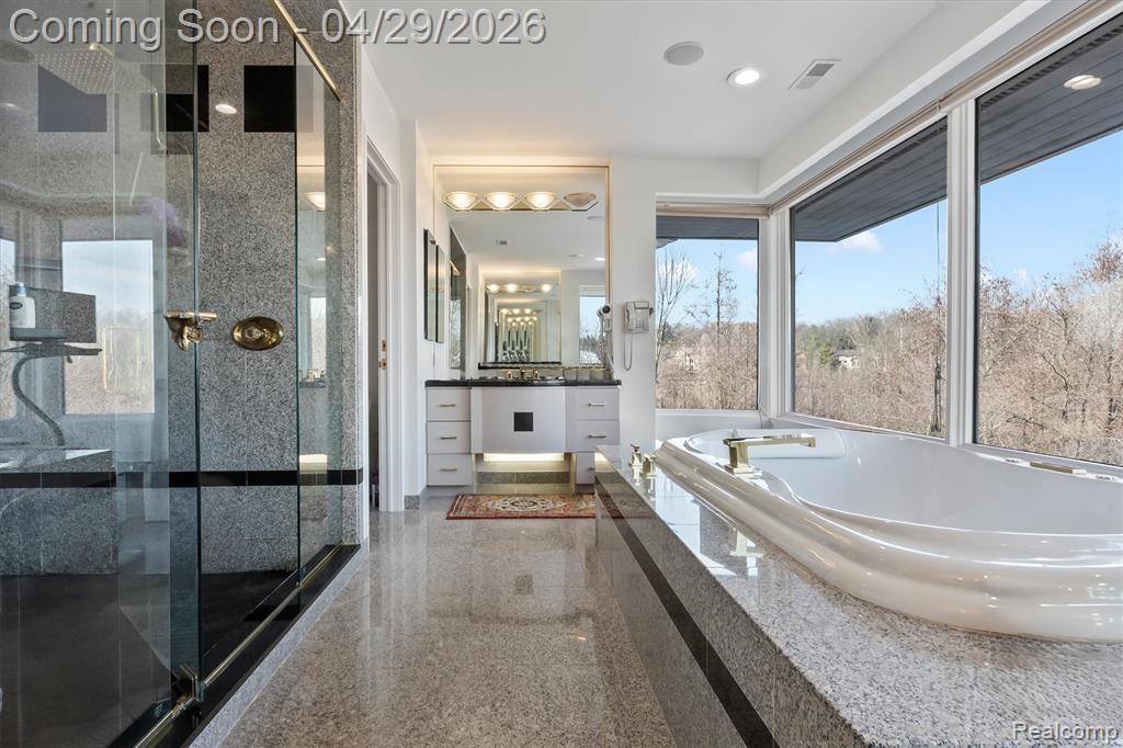 1208 HIDDEN LAKE Drive, Bloomfield Hills, MI 48302 — Photo 13
