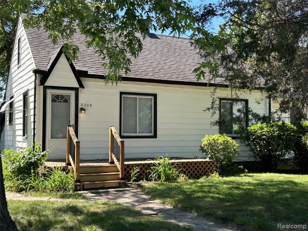 8309 Hugh Street, Westland, MI — Photo 2