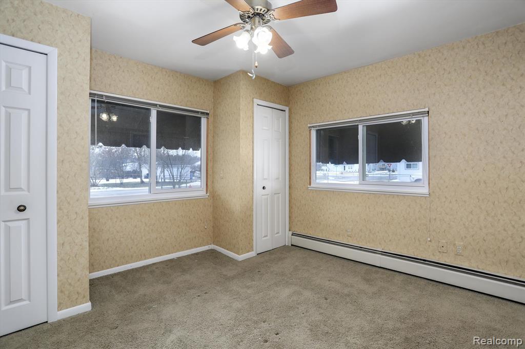 7464 S SHAKER Drive, Waterford, MI 48327 — Photo 19