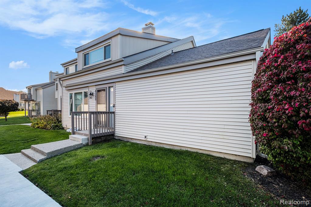 6300 Laurentian Court, Flint, MI 48532 — Photo 2