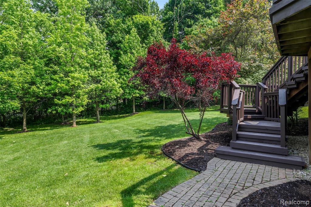 17590 White Pine Court, Northville, MI 48168 — Photo 53
