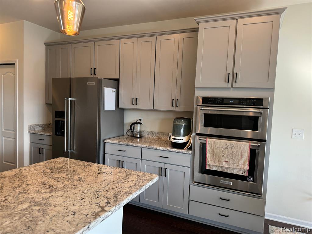 43595 CHANCELLOR Lane, Novi, MI — Photo 9