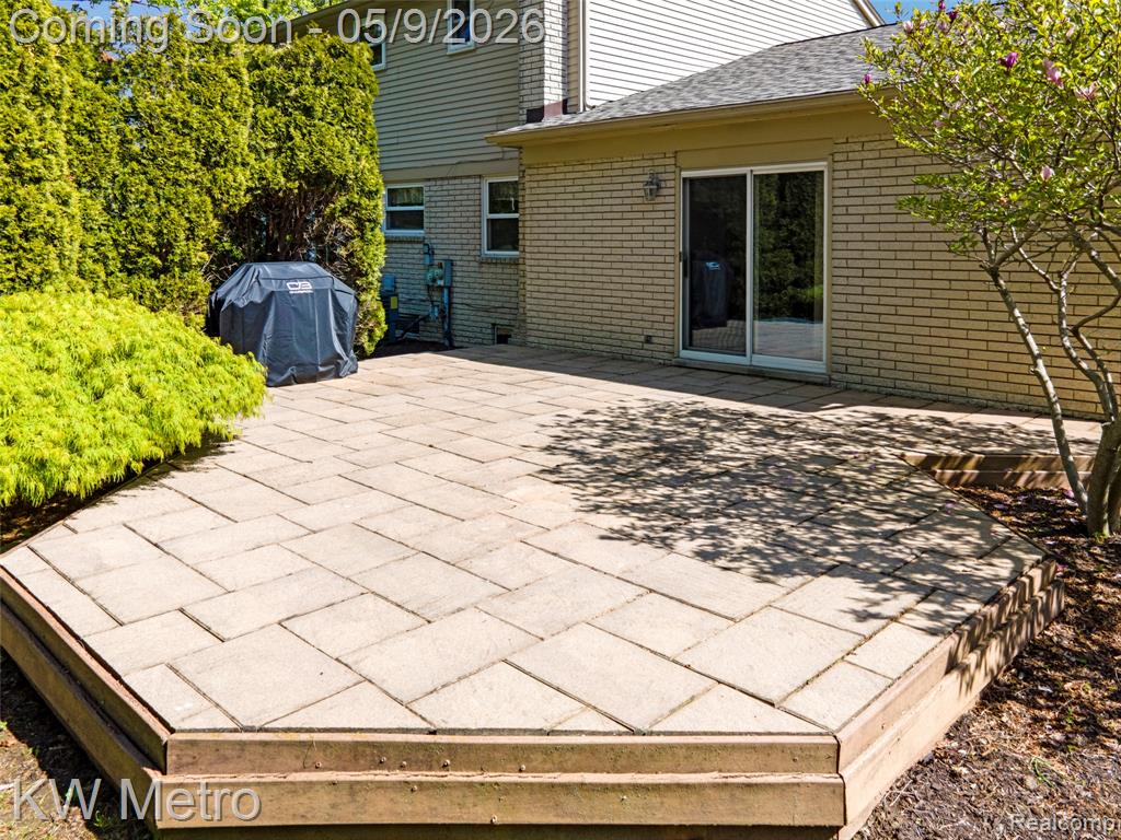477 Coldiron Drive, Rochester Hills, MI 48307 — Photo 43