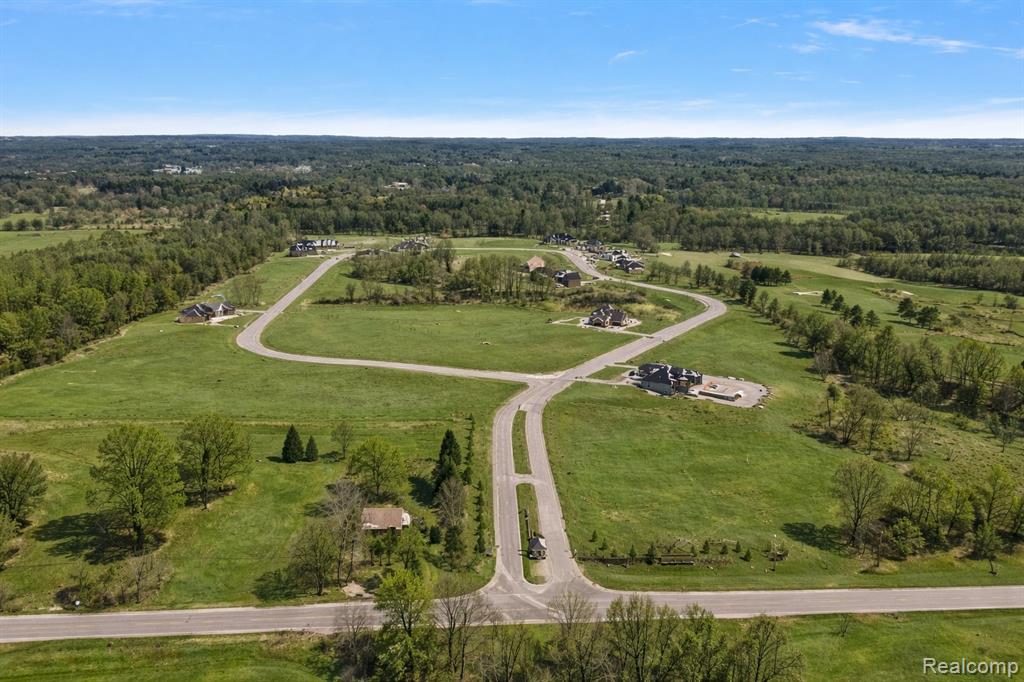 1583 Vista Drive, Oakland, MI — Photo 9