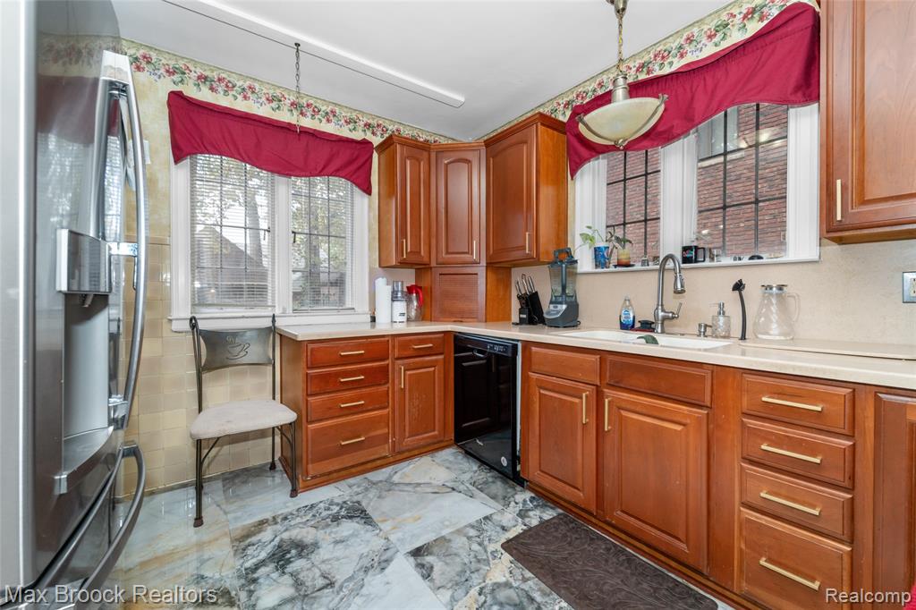 19331 Berkeley Road, Detroit, MI 48221 — Photo 23