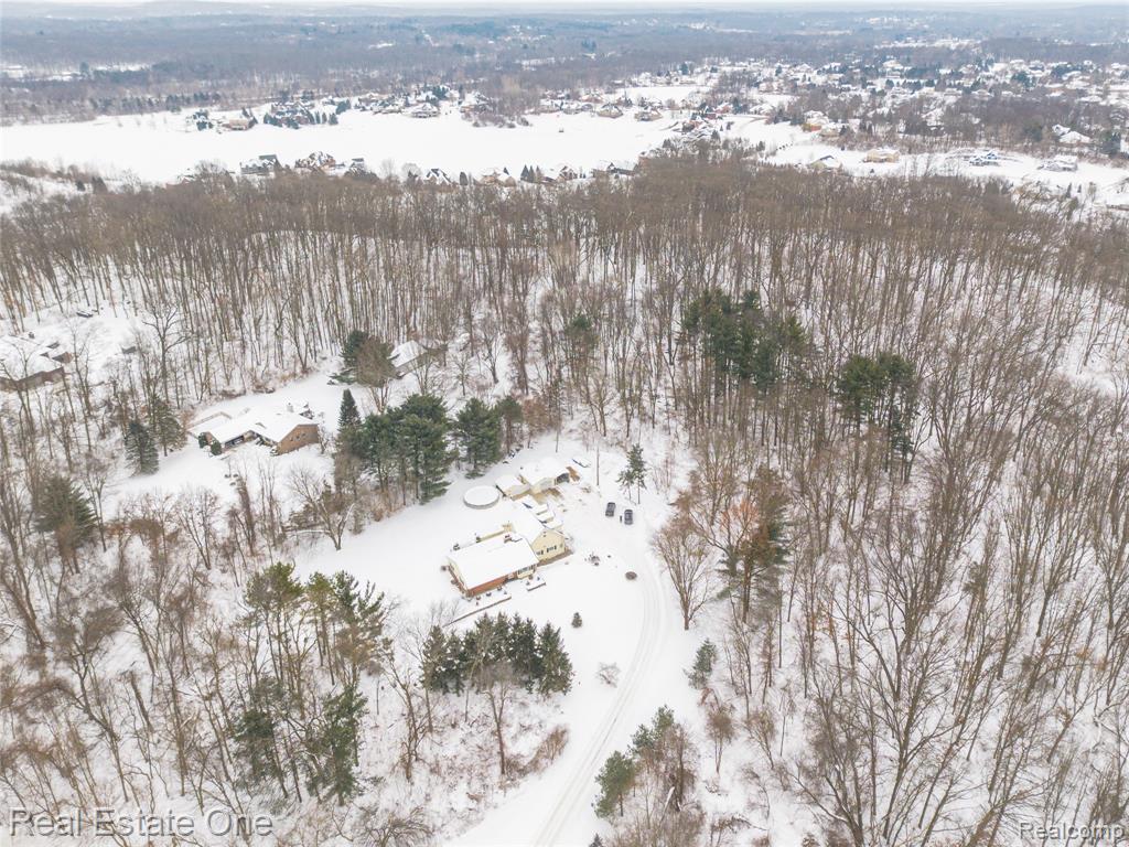 10120 Hyne Road, Brighton, MI 48114 — Photo 58