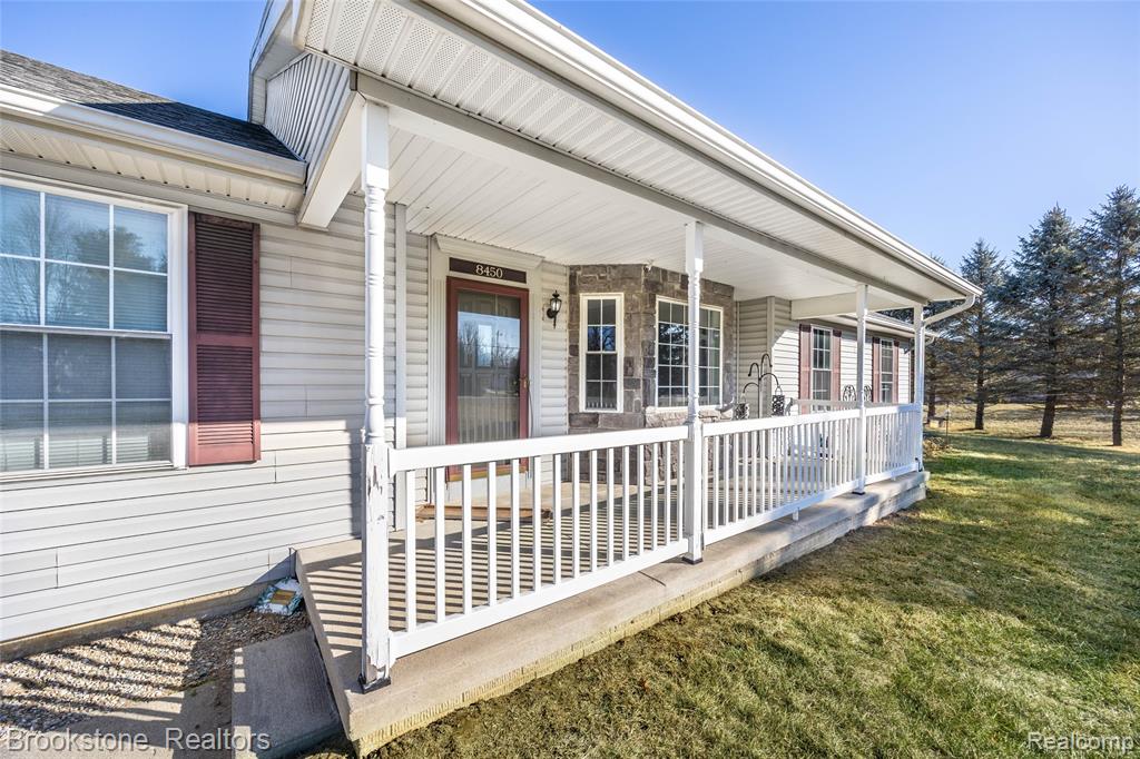 8450 Whiteford Center Road, Ottawa Lake, MI 49267 — Photo 2