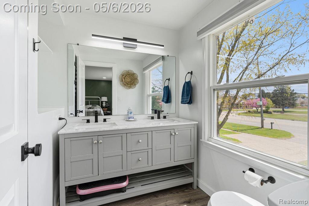 2049 E Hill Road, Grand Blanc, MI 48439 — Photo 34