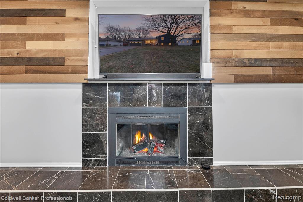 6163 King Arthur Drive, Swartz Creek, MI 48473 — Photo 23